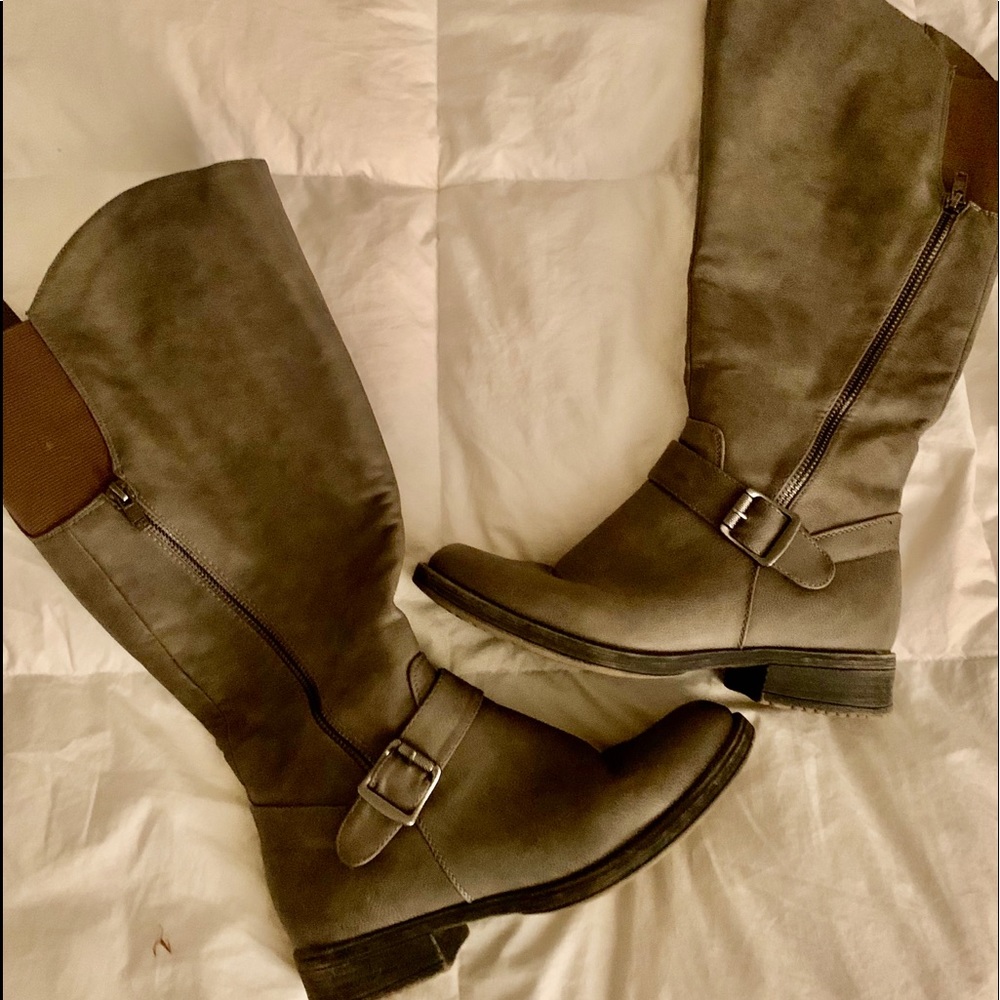 Tall dark grey boots